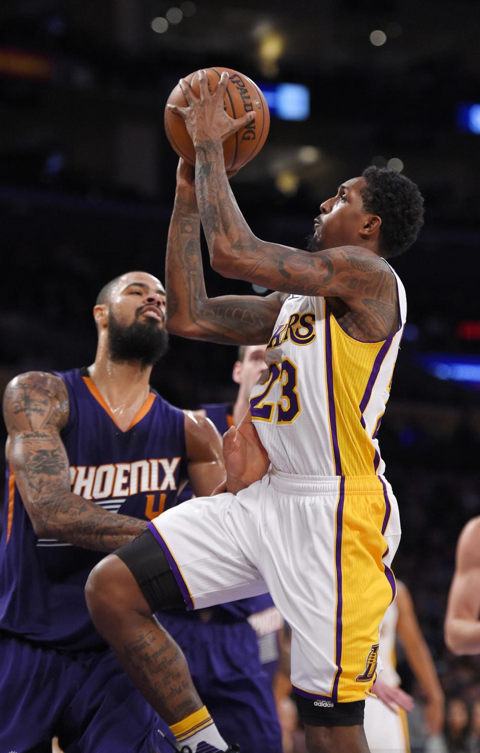 策应型中锋 策应型中锋